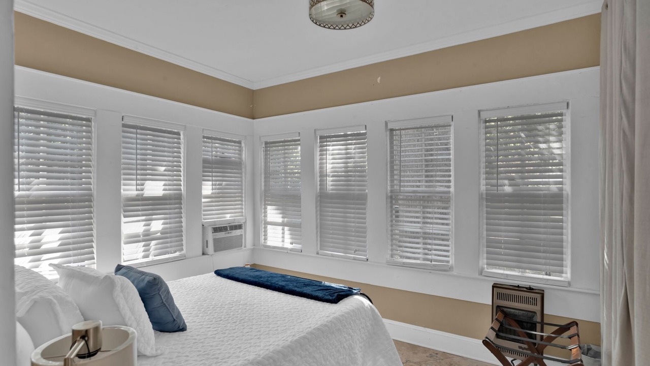 Photo of Bedroom in Broadmoor
