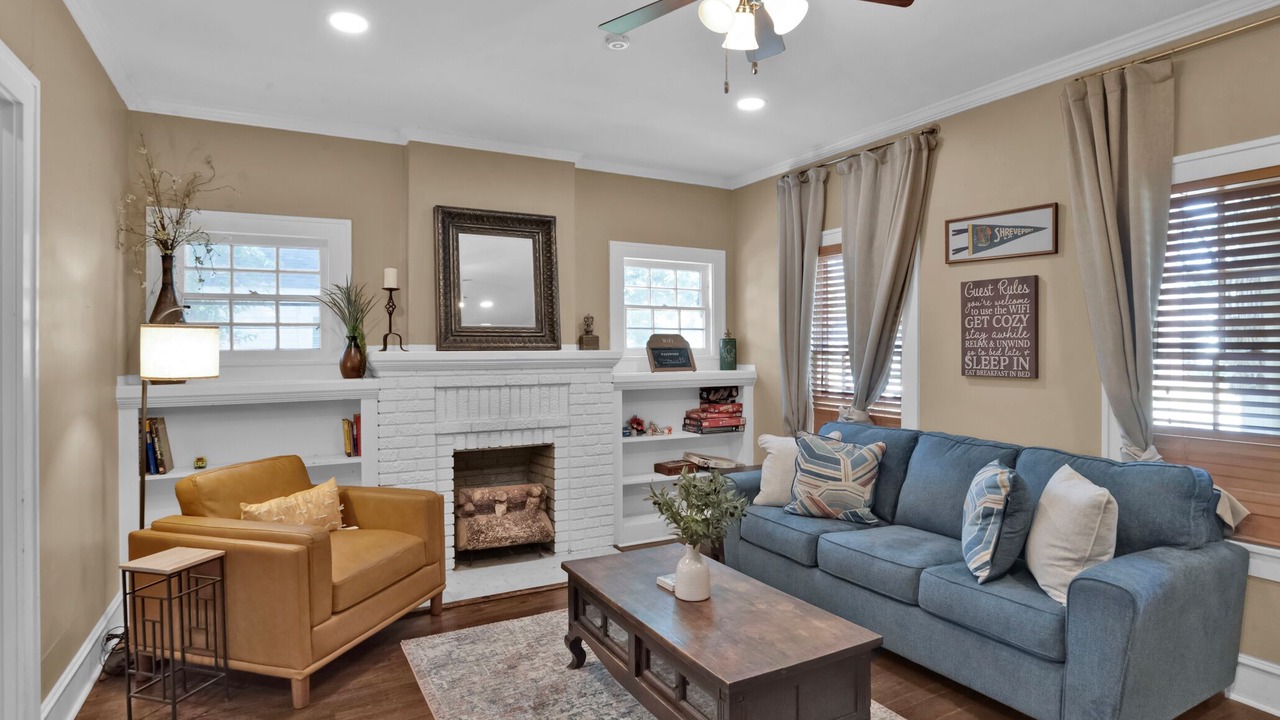 Photo of Livingroom in Broadmoor