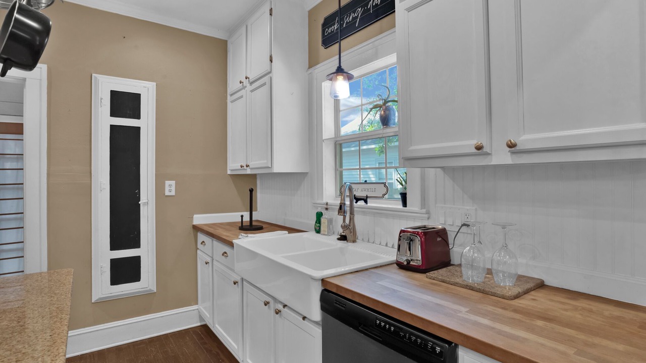 Photo of Kitchen in Broadmoor