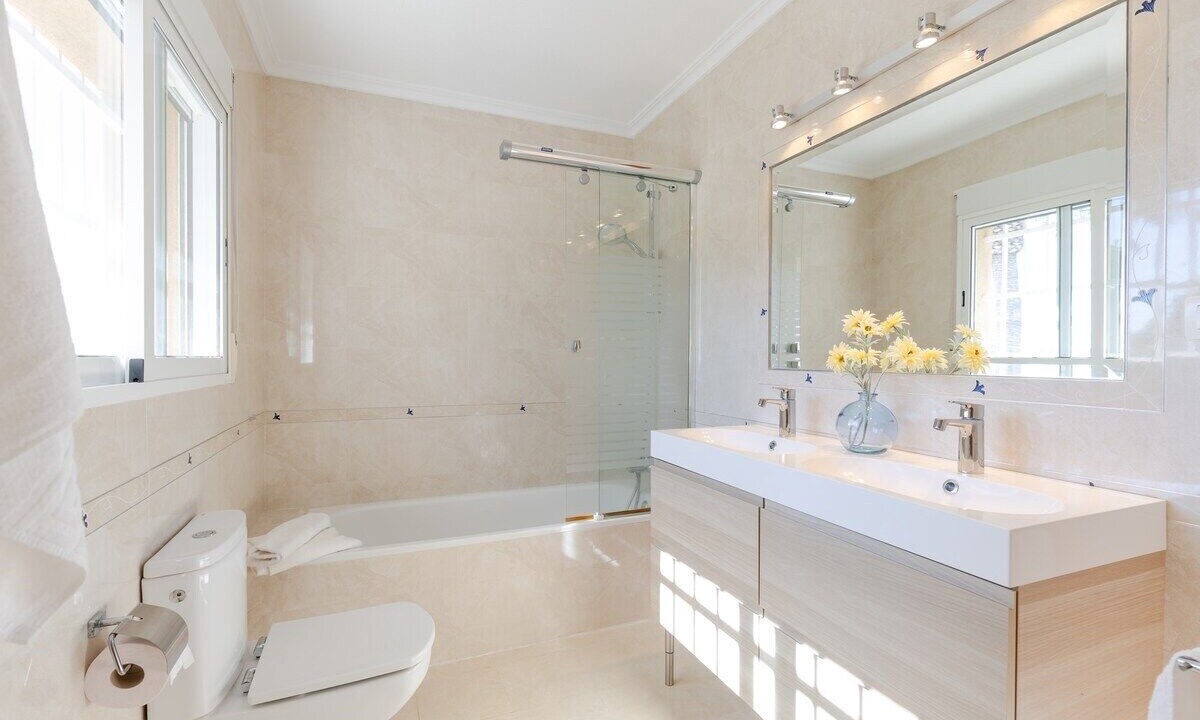 Photo of Bathroom in Vista Hermosa