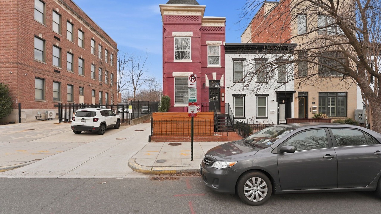 Photo of Outdoor in Shaw