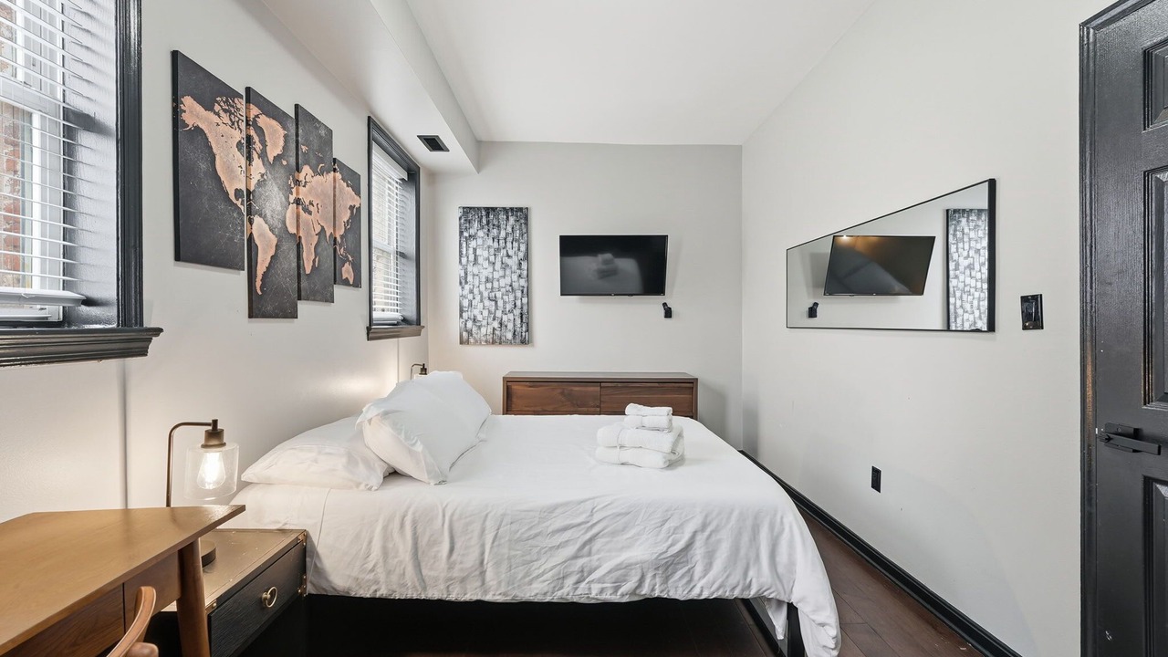 Photo of Bedroom in Shaw