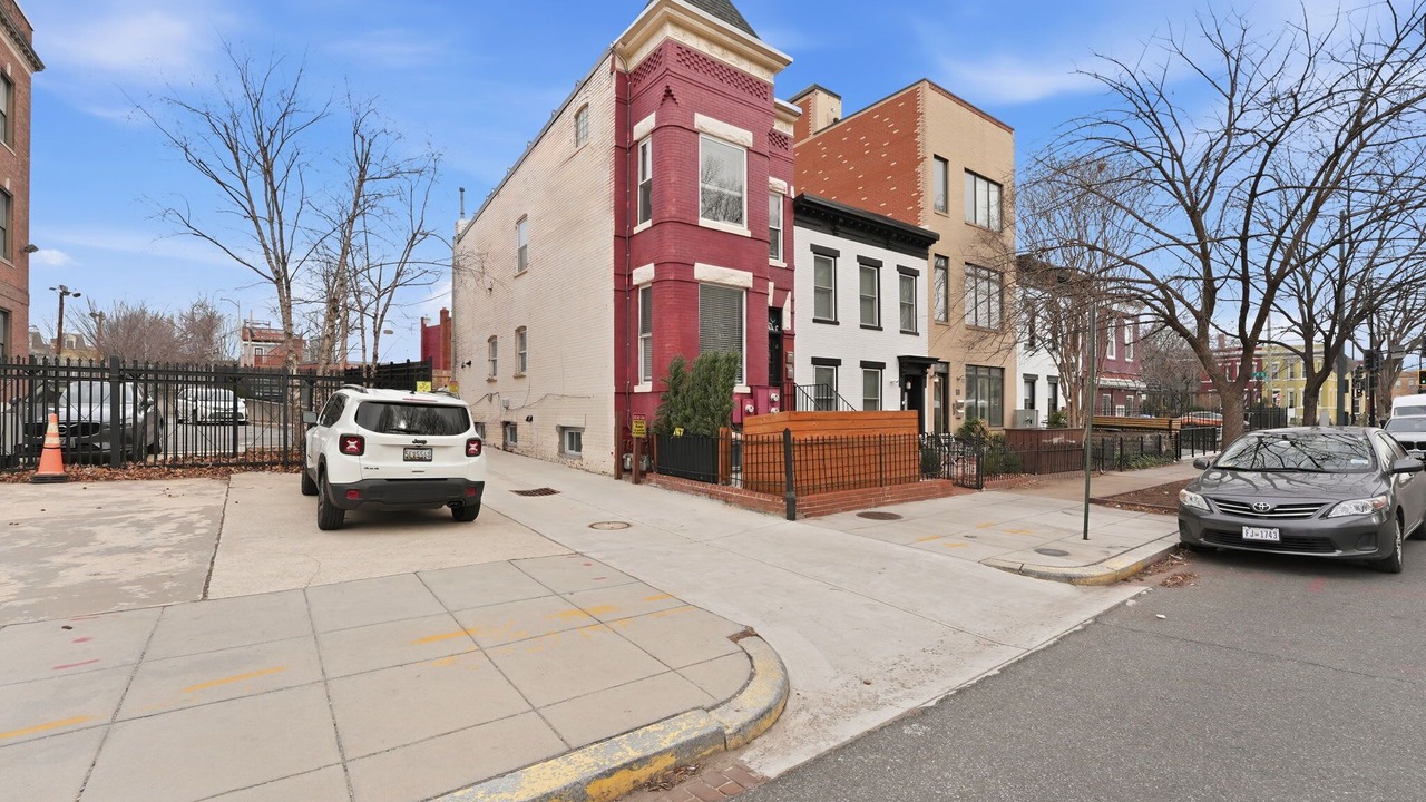 Photo of Outdoor in Shaw