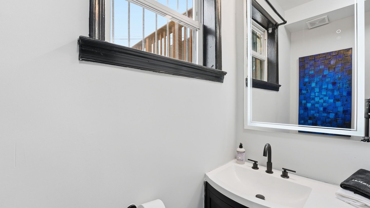 Photo of Bathroom in Shaw