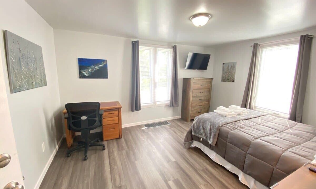 Photo of Bedroom in Oneonta