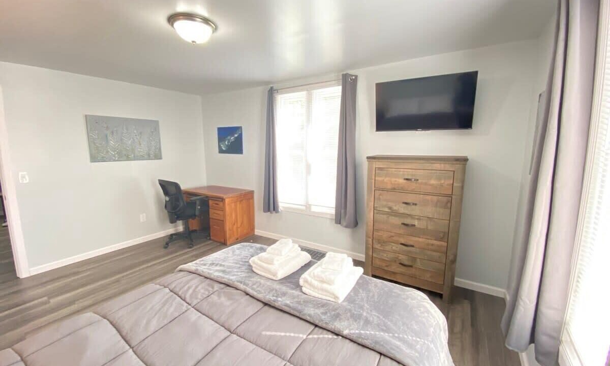 Photo of Bedroom in Oneonta