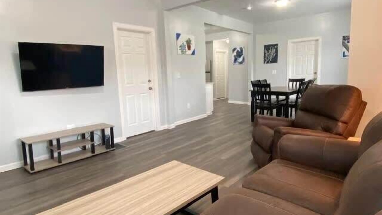 Photo of Livingroom in Oneonta