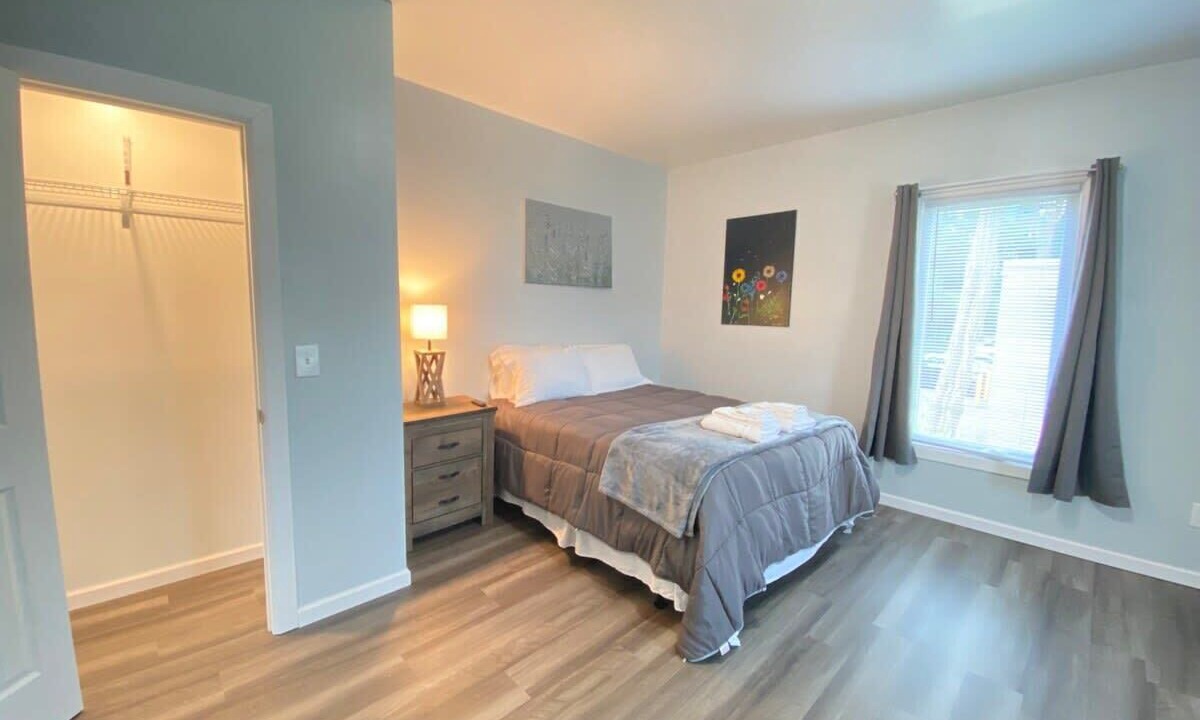 Photo of Bedroom in Oneonta