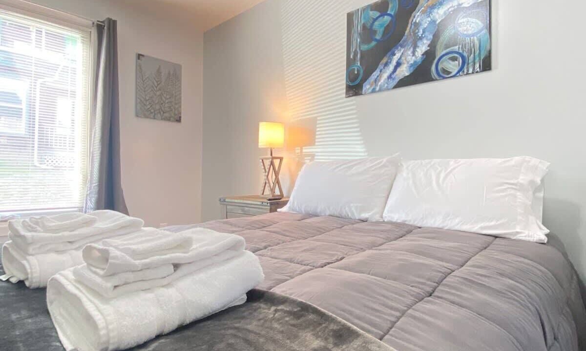 Photo of Bedroom in Oneonta