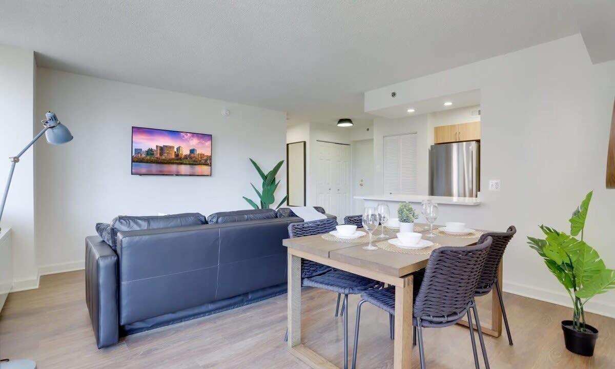 Photo of Livingroom in Pentagon City