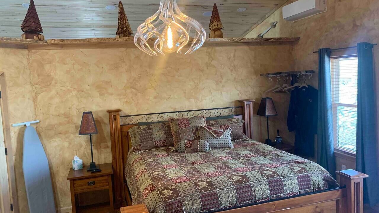 Photo of Bedroom in Northeast Heights