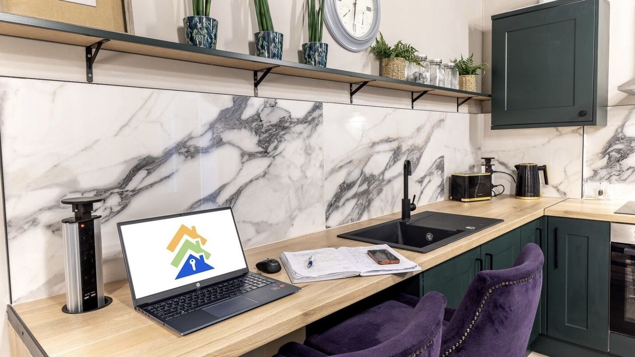 Photo of Others in Ellesmere