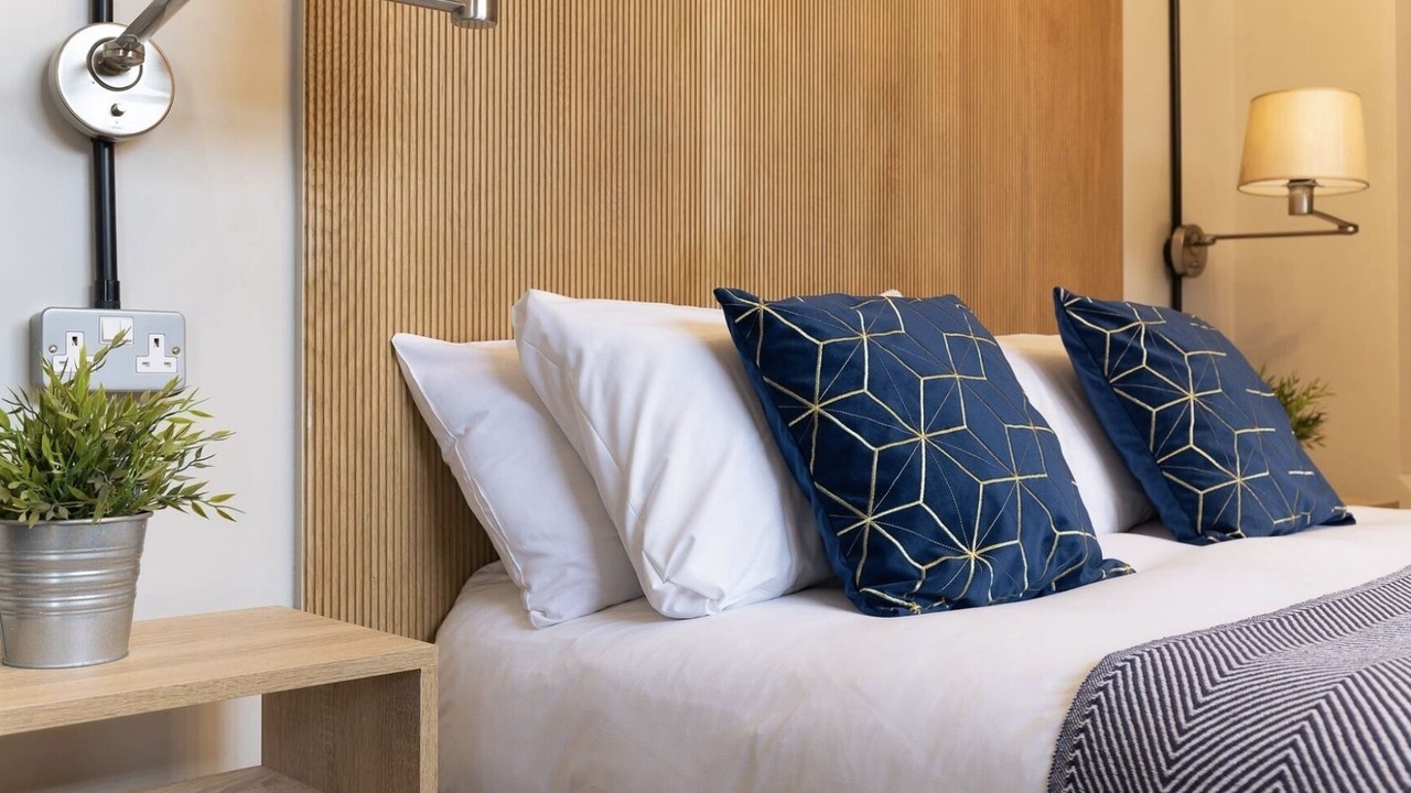 Photo of Others in Ellesmere