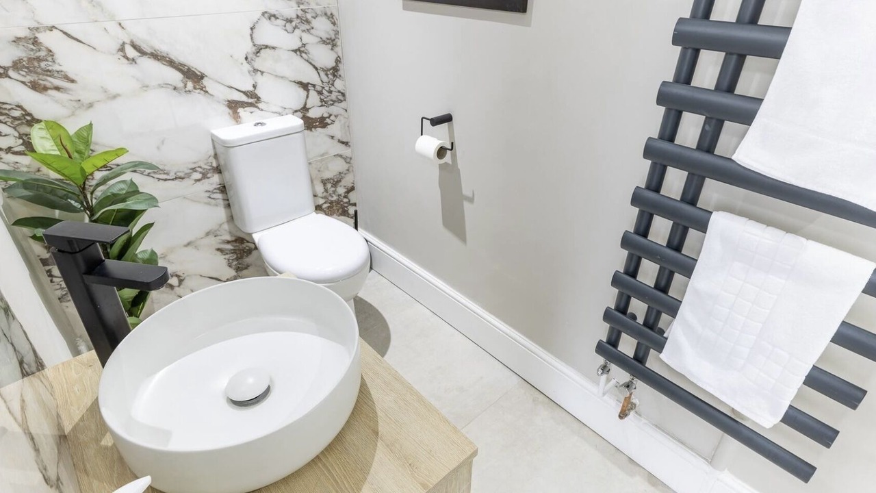 Photo of Others in Ellesmere