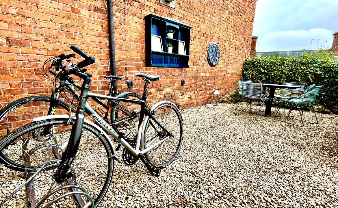 Photo of Others in Ellesmere