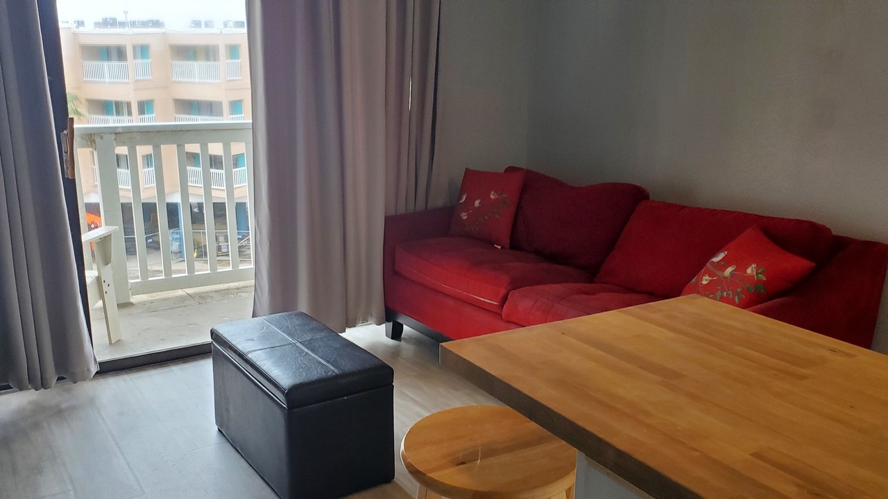 Photo of Livingroom in North Beach