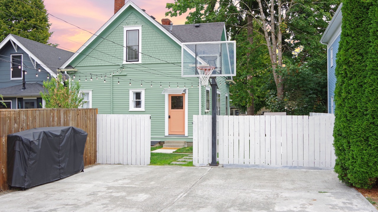 Photo of Outdoor in Central Tacoma