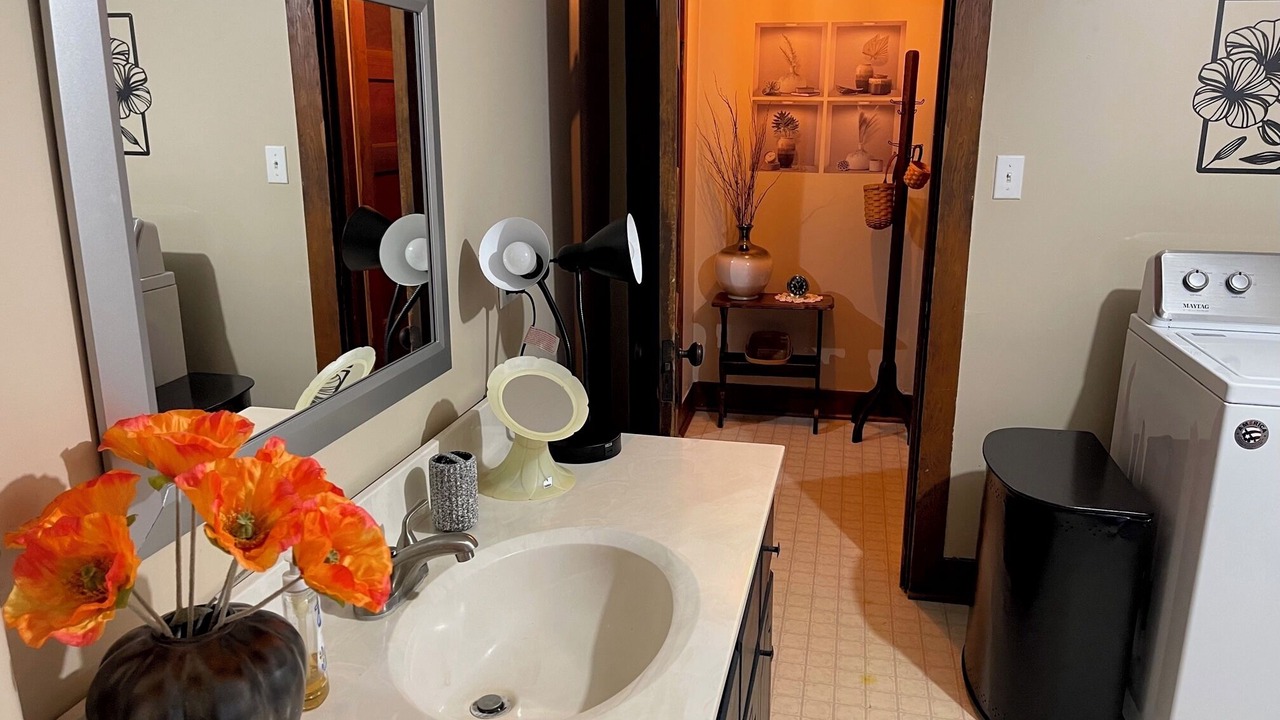Photo of Bathroom in Greenup