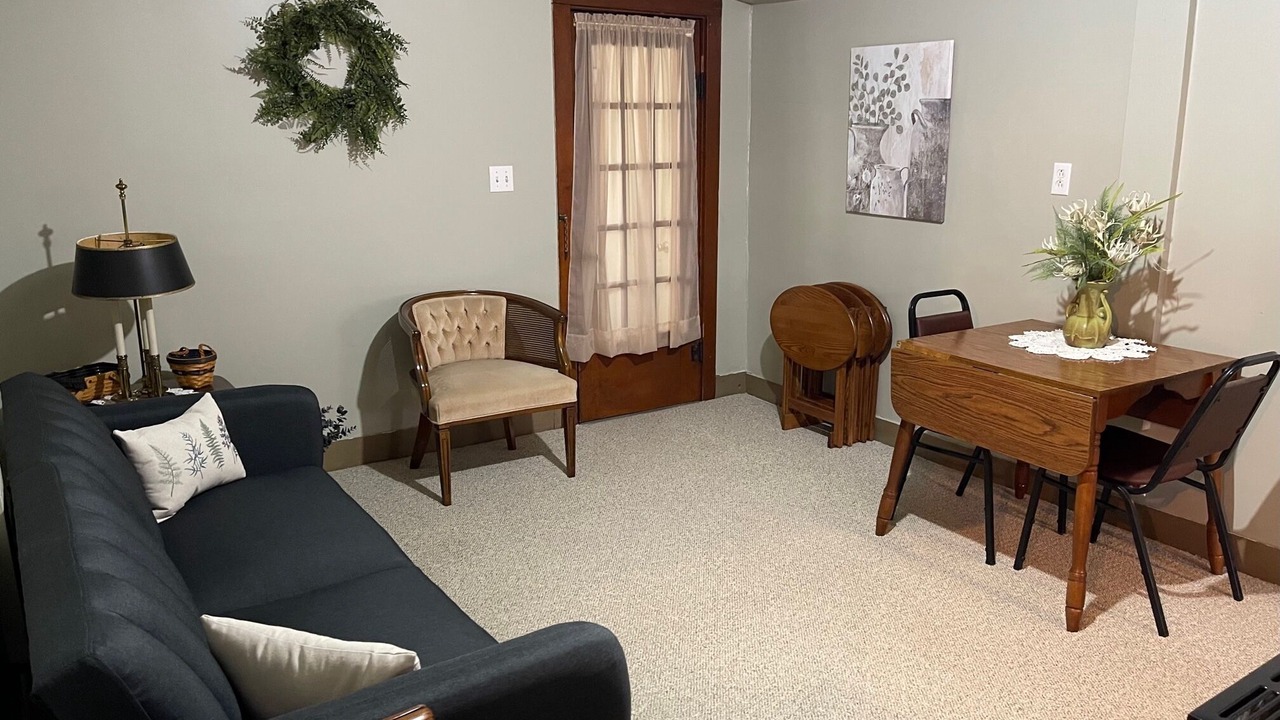 Photo of Livingroom in Greenup