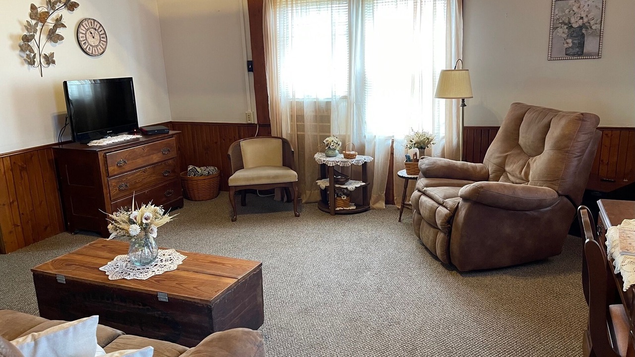 Photo of Livingroom in Greenup