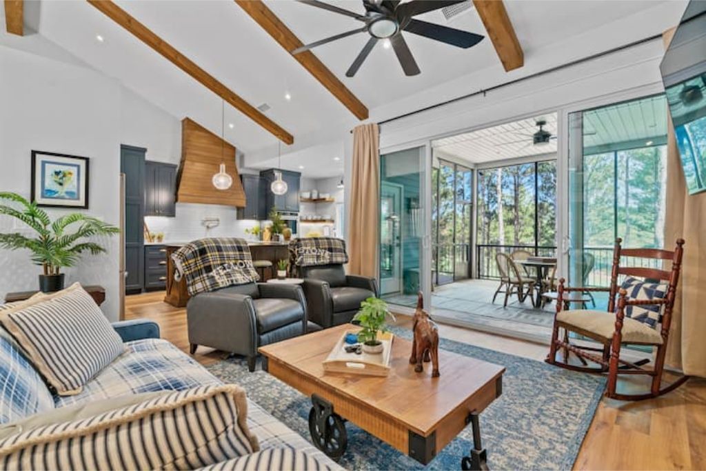 Photo of Livingroom in Hot Springs Village