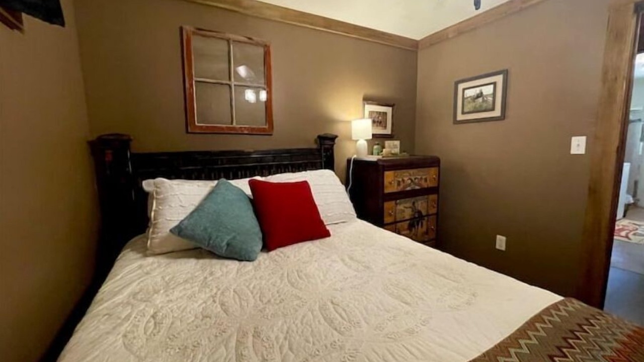 Photo of Bedroom in Dora