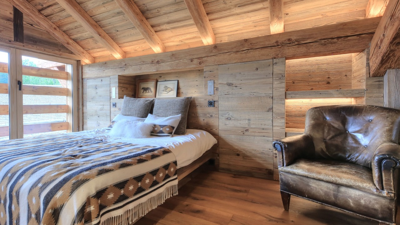 Photo of Bedroom in Demi-Quartier