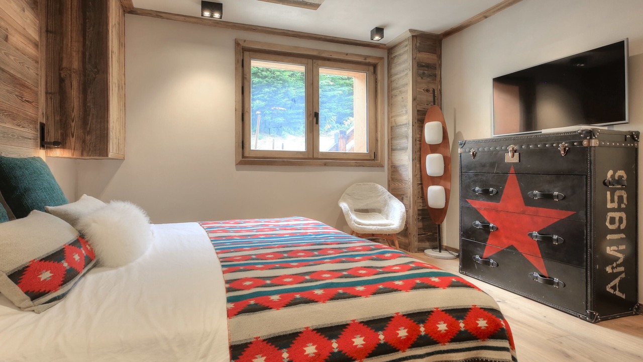 Photo of Bedroom in Demi-Quartier