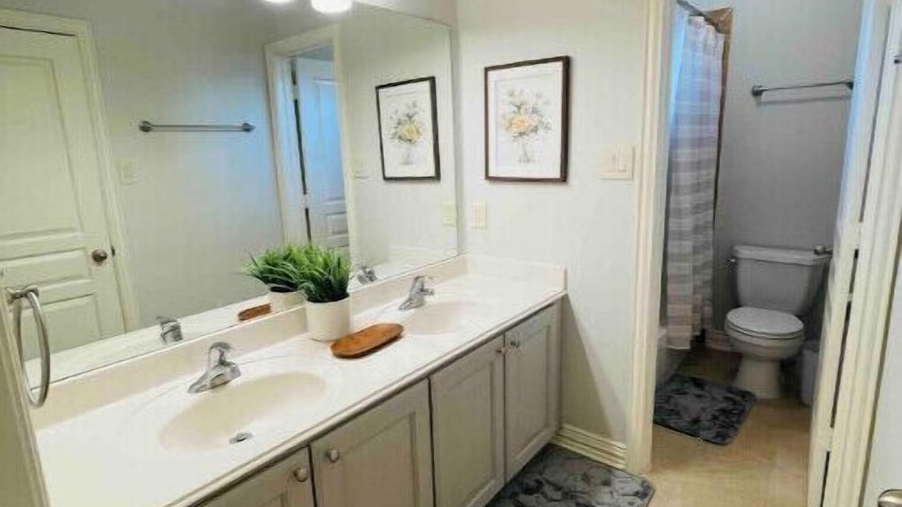 Photo of Bathroom in Missouri City
