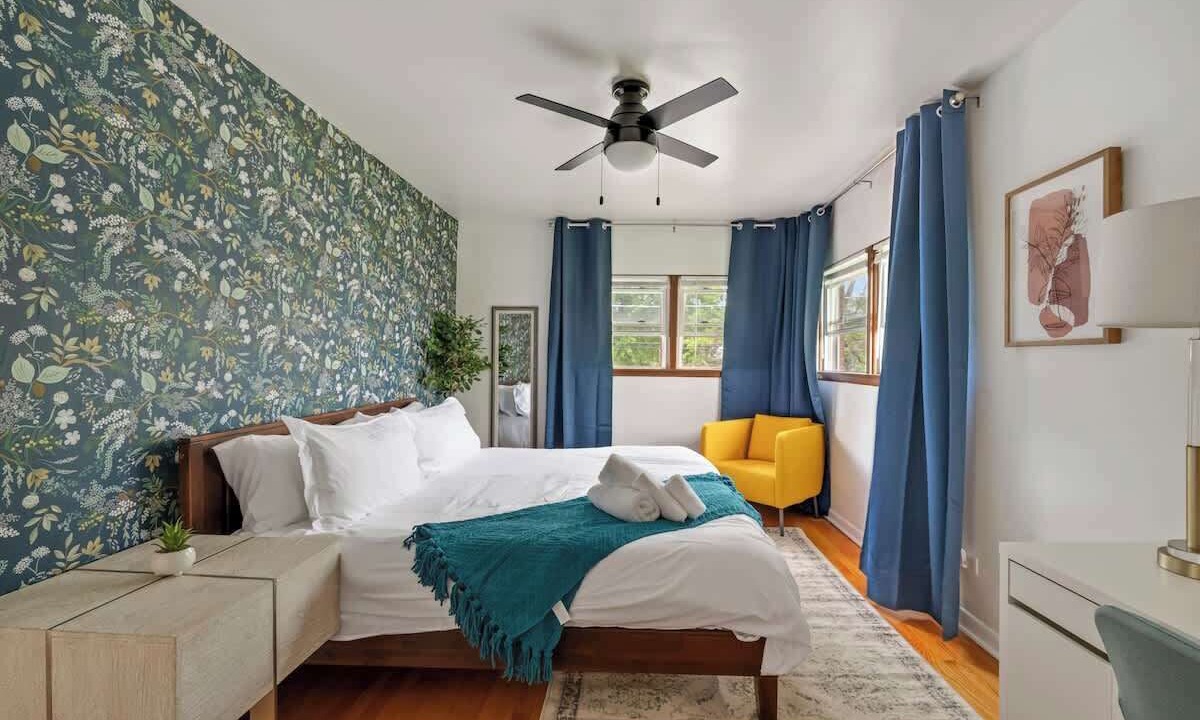 Photo of Bedroom in Westmont