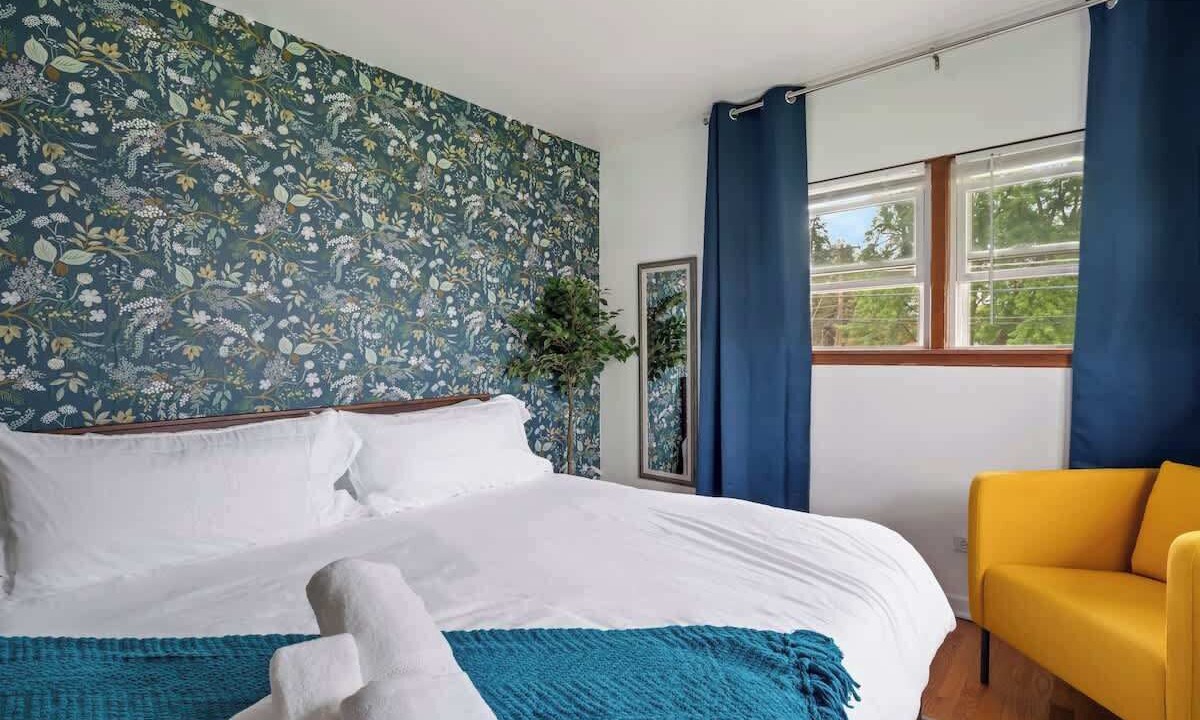 Photo of Bedroom in Westmont