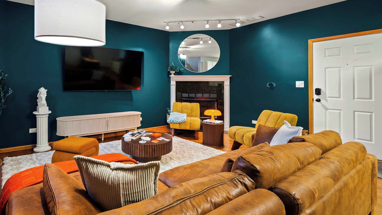 Photo of Livingroom in West Town