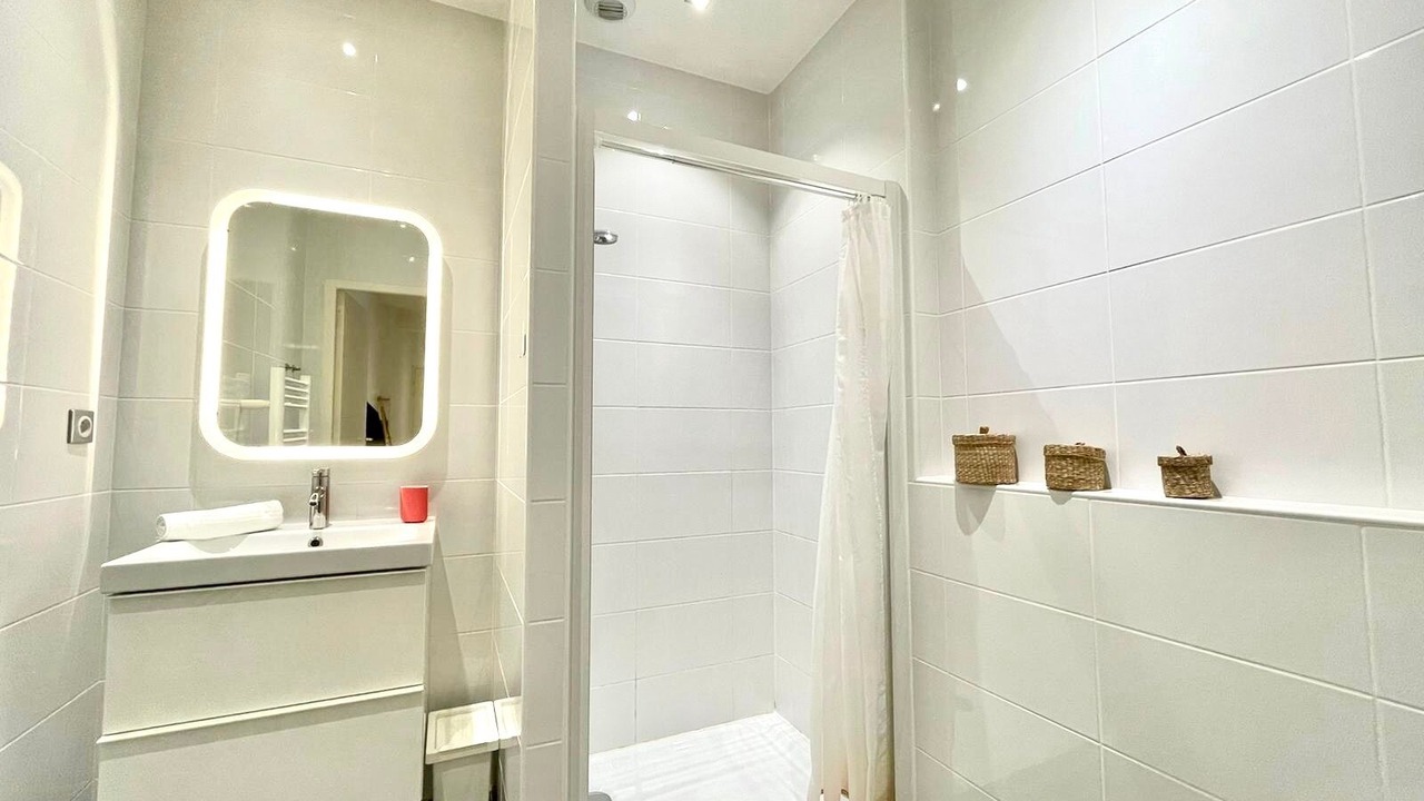 Photo of Bathroom in Toulouse City-Centre