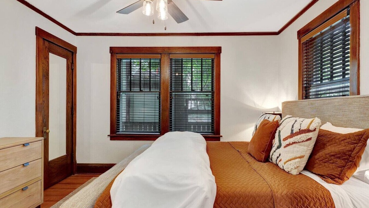 Photo of Bedroom in Champaign