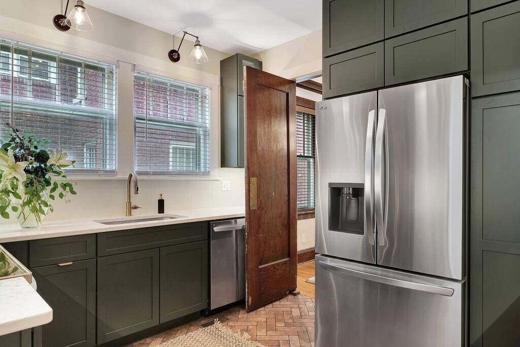 Photo of Others in Champaign