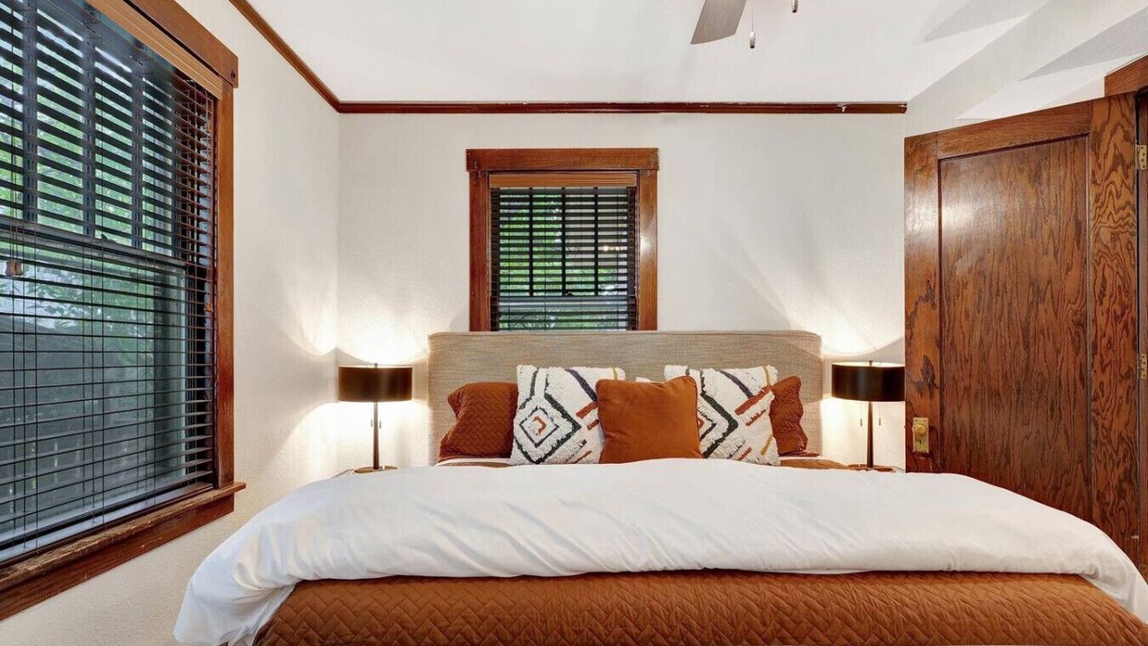 Photo of Bedroom in Champaign