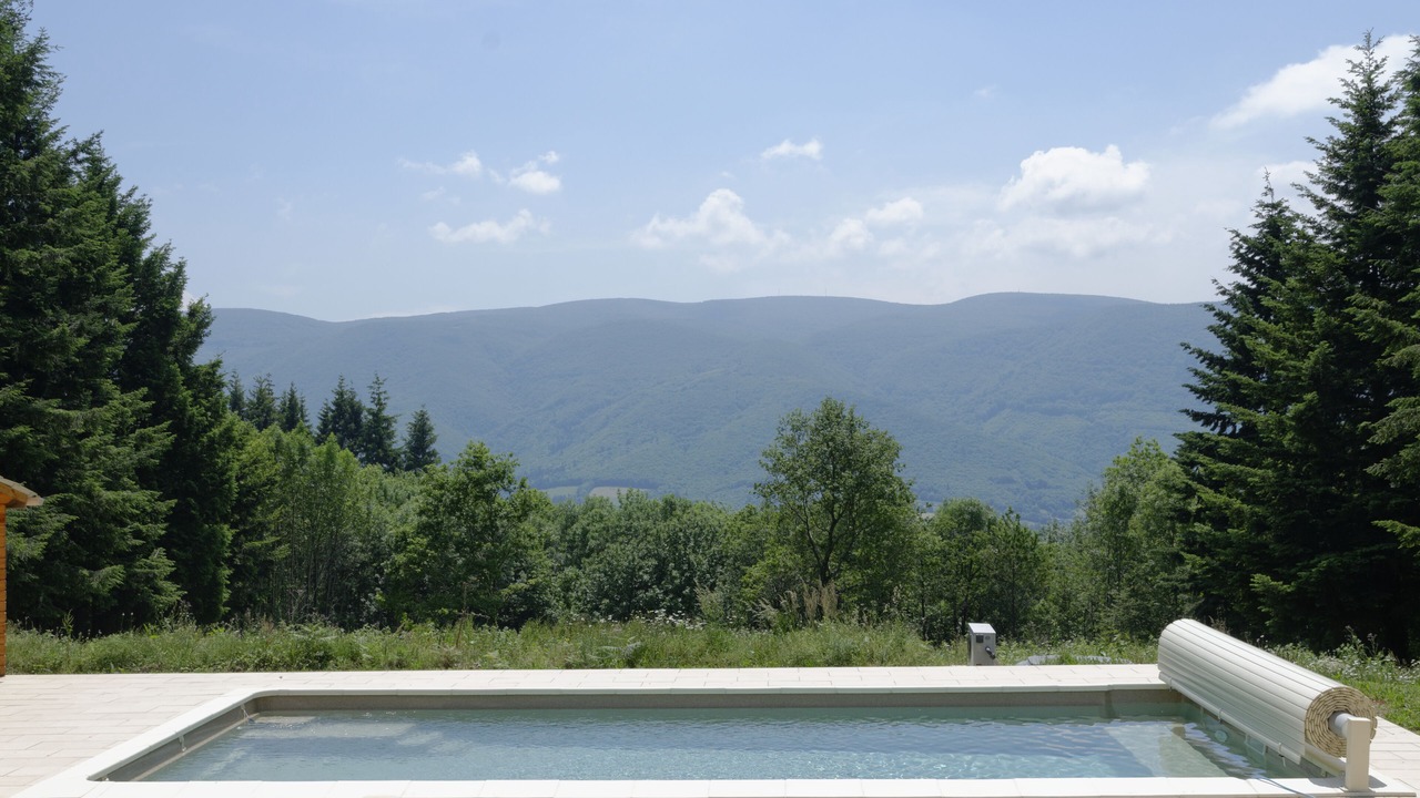 Photo of Outdoor in Saint-Amans-Valtoret