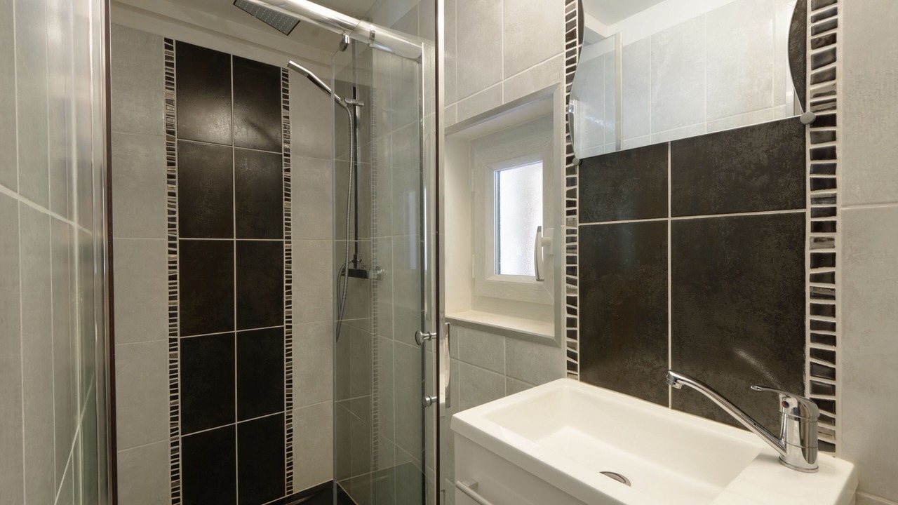 Photo of Bathroom in Saint-Amans-Valtoret