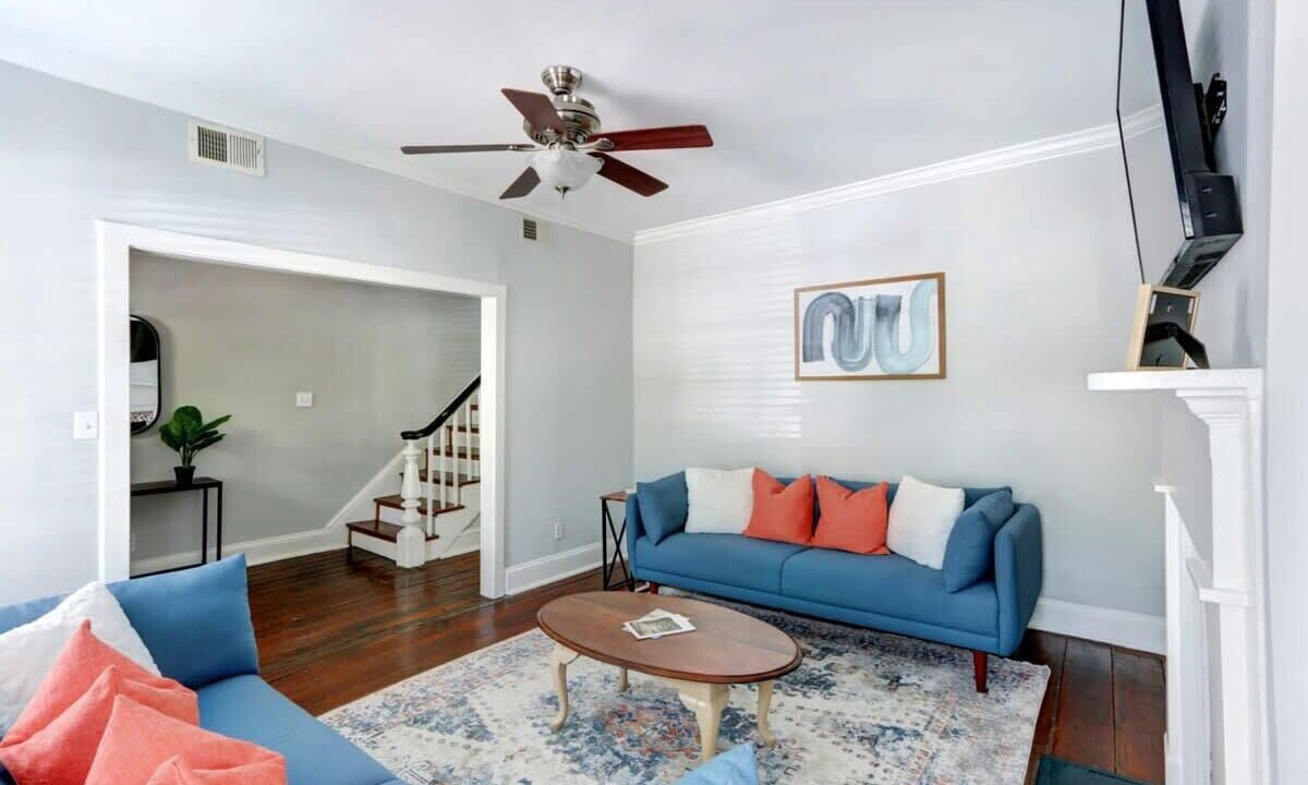 Photo of Livingroom in Beach Institute