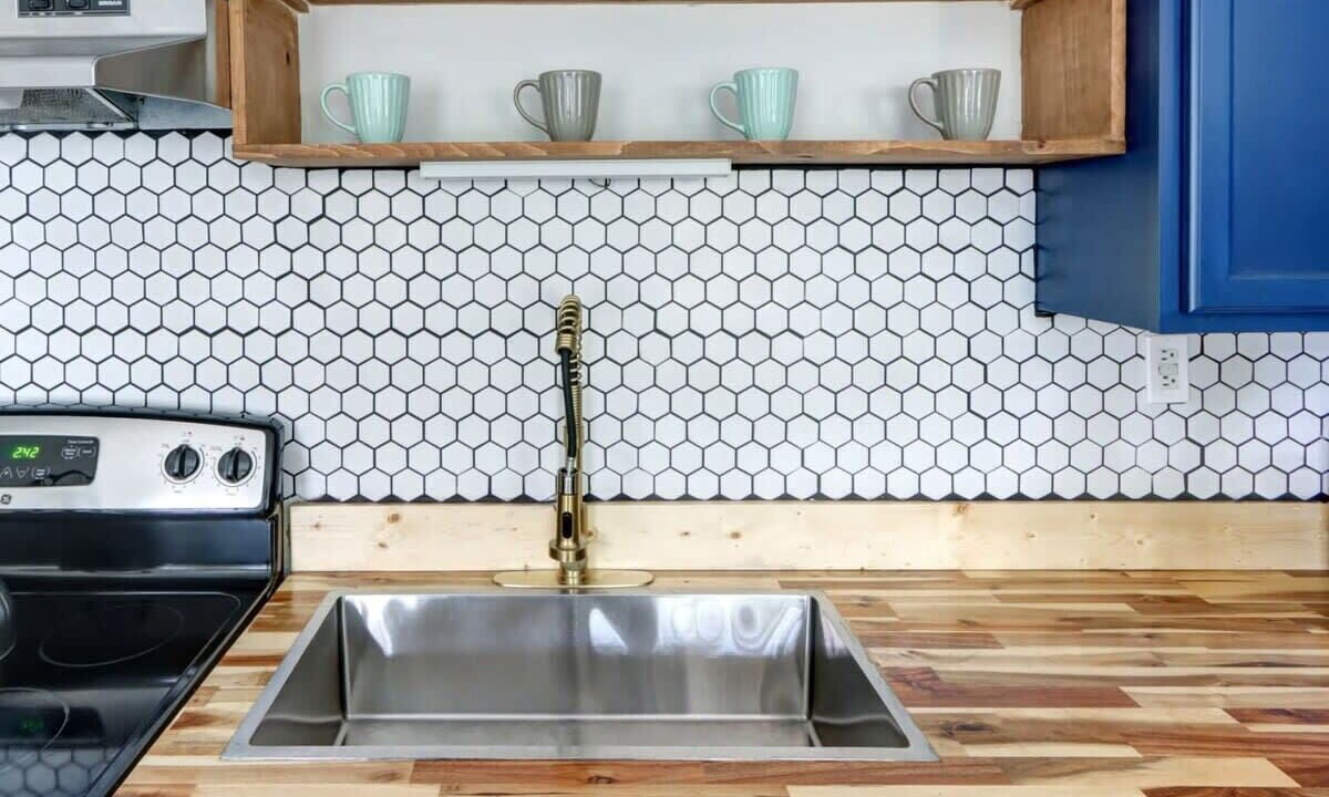 Photo of Kitchen in Beach Institute
