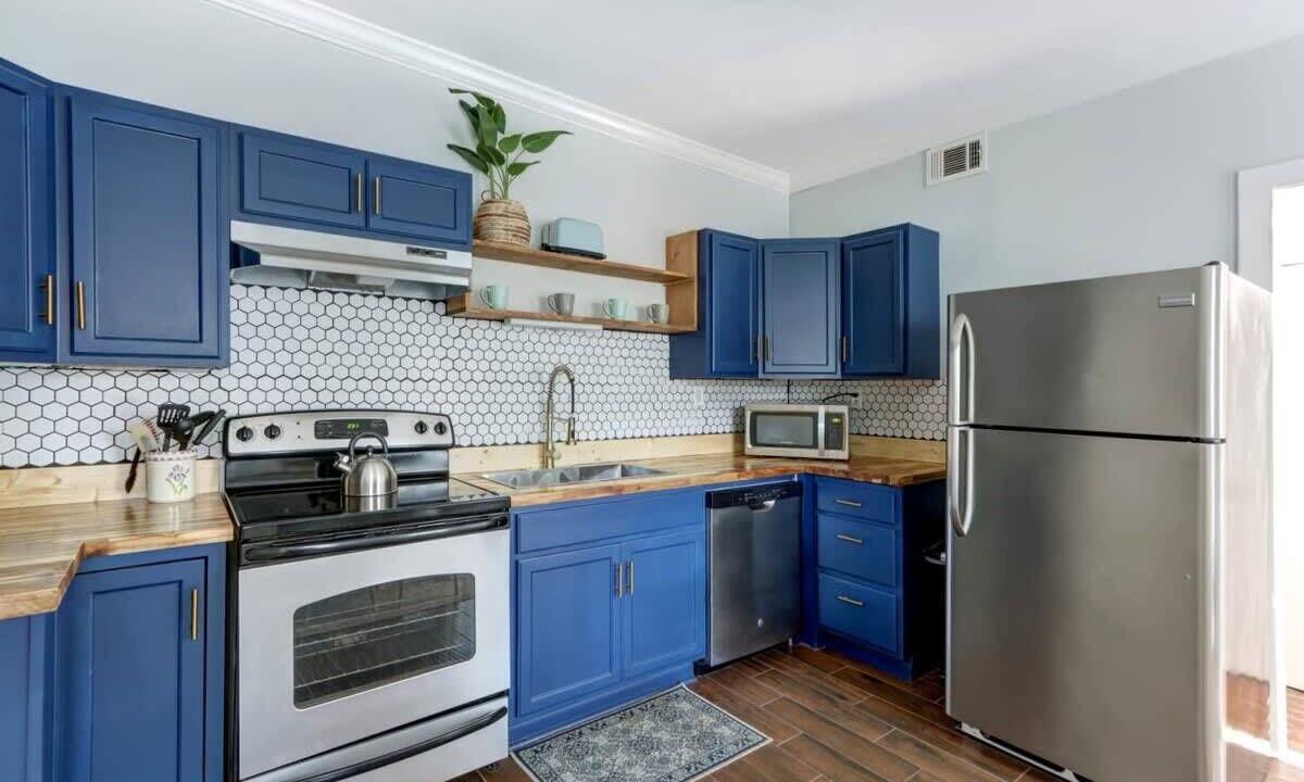 Photo of Kitchen in Beach Institute