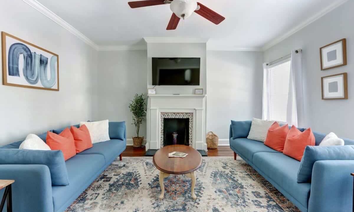 Photo of Livingroom in Beach Institute