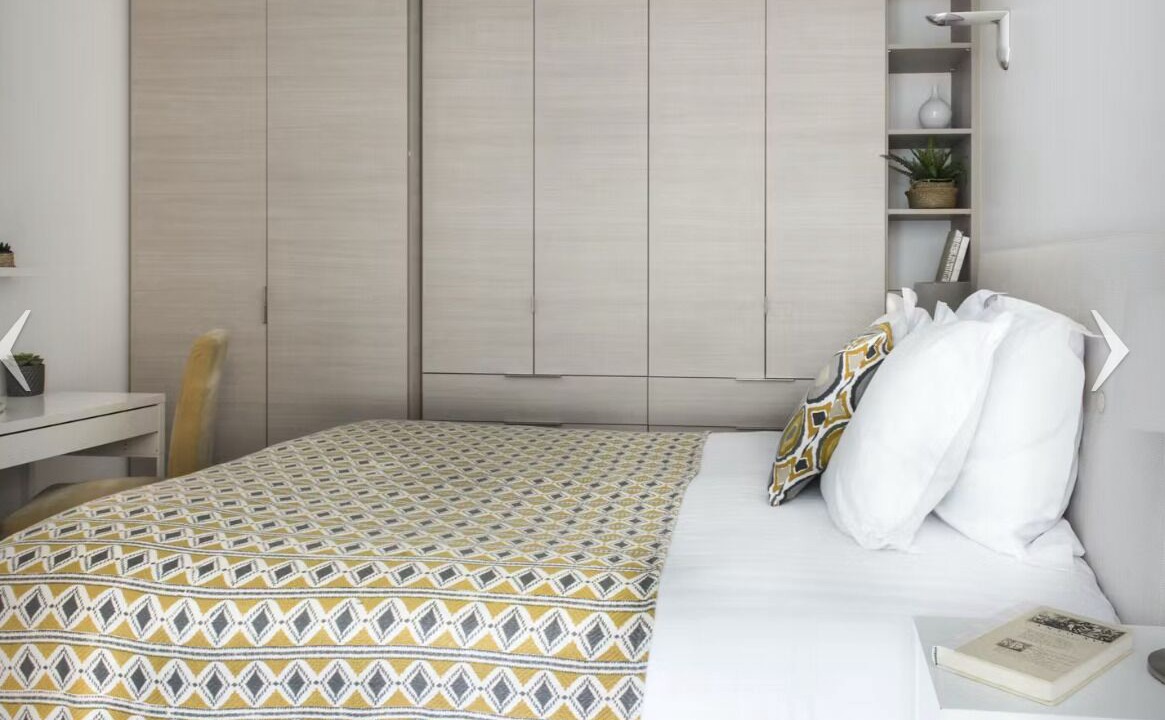 Photo of Bedroom in Chantiers