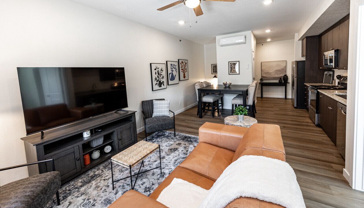 Photo of Livingroom in Mountain Shadows