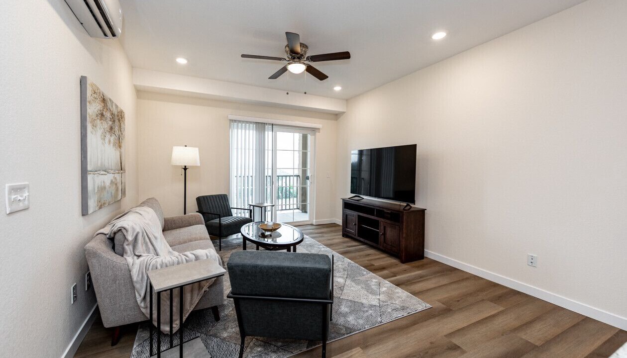 Photo of Livingroom in Mountain Shadows