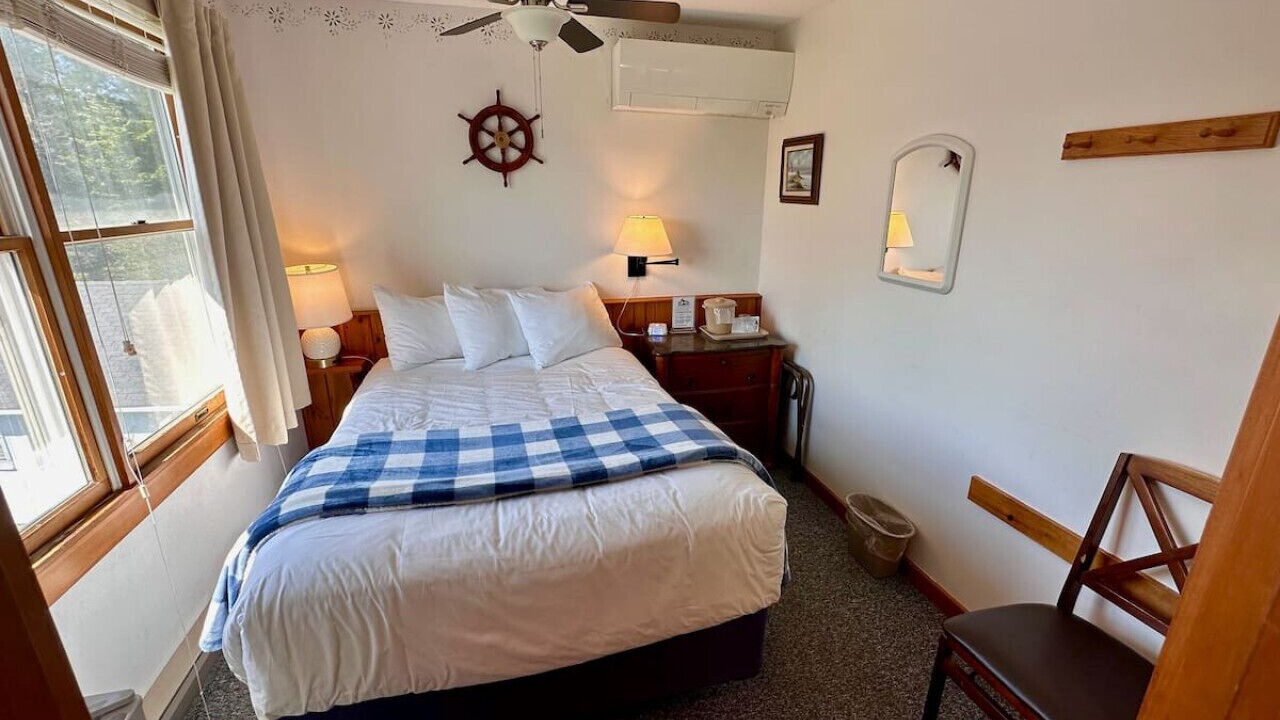 Photo of Bedroom in Trenton