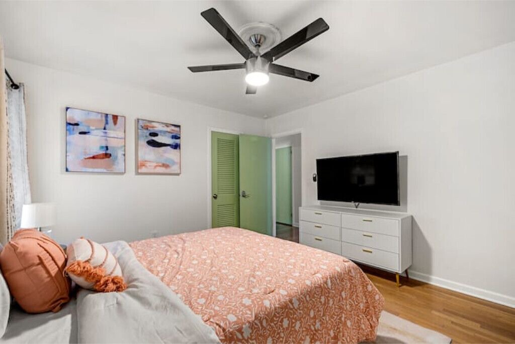 Photo of Bedroom in Briarcliff Heights