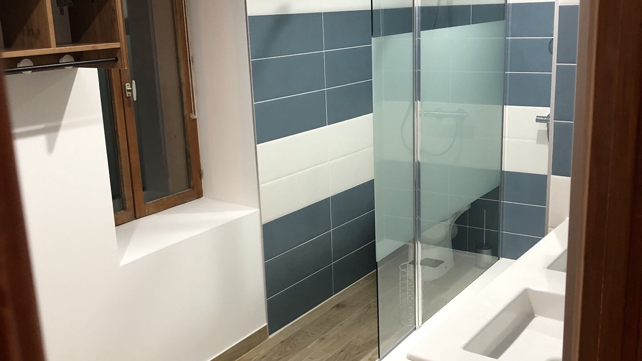 Photo of Bathroom in Ecuelles