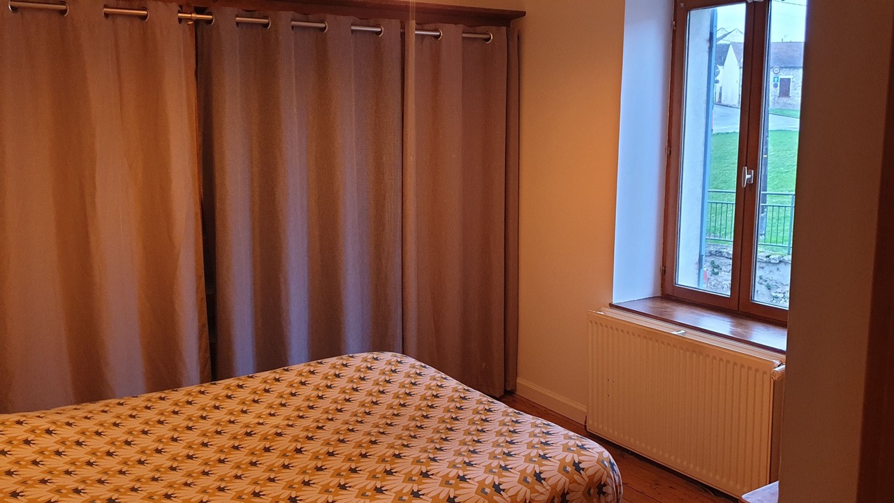 Photo of Bedroom in Ecuelles
