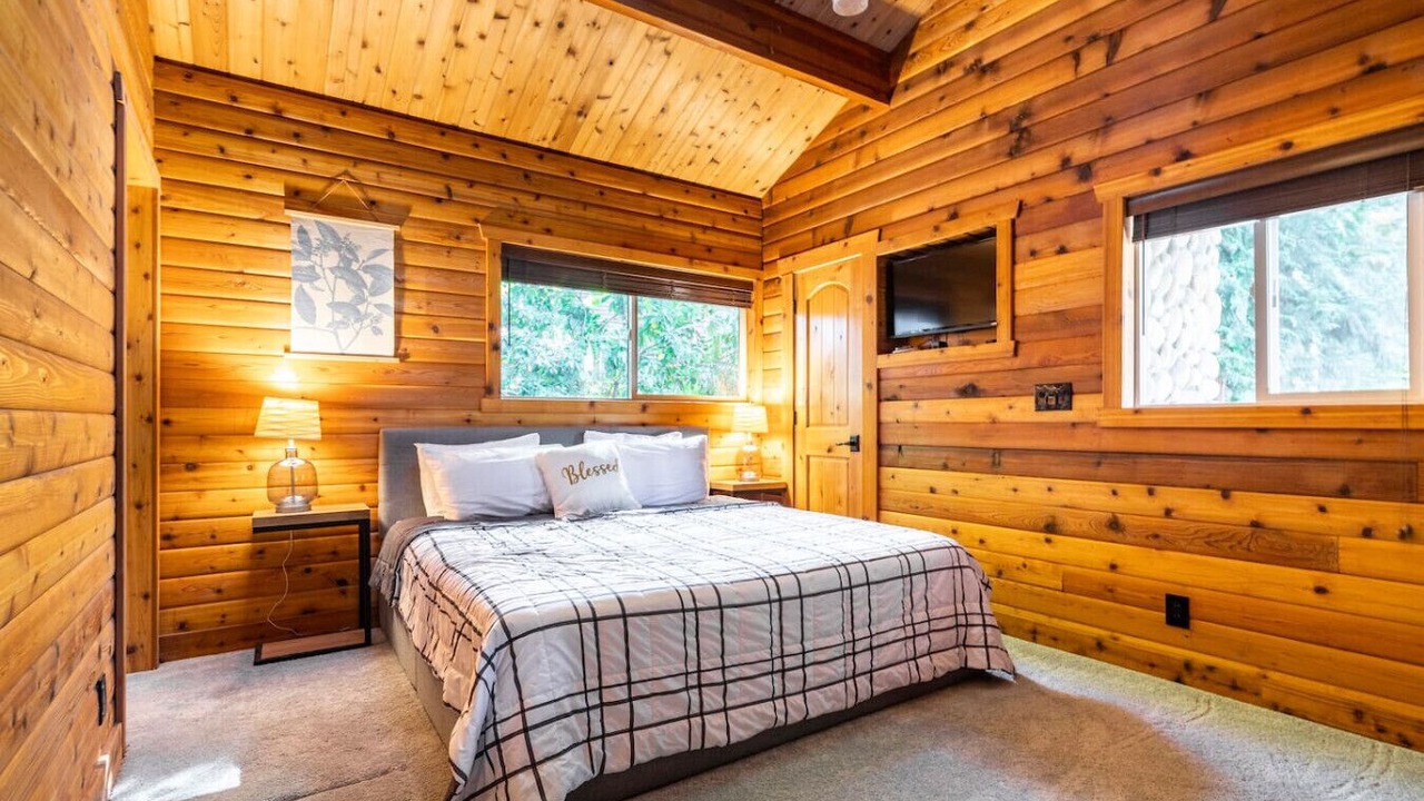 Photo of Others in Fall City